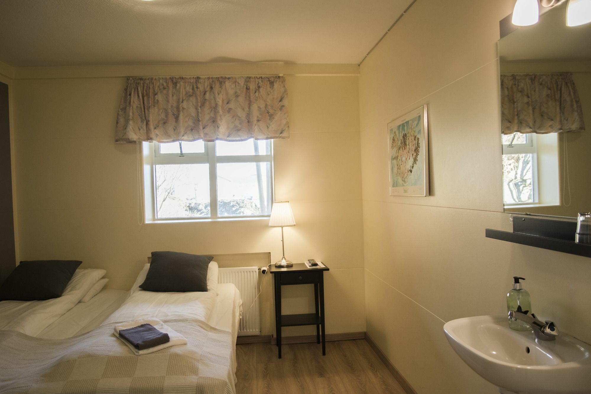 Hvammur By The Harbour Guest house Hofn